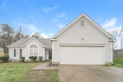 2400 Celosia Dr, Charlotte, NC 28262