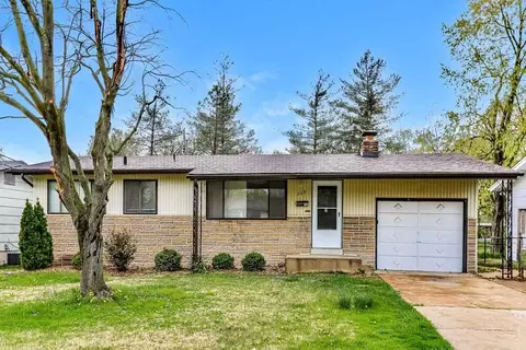 760 Hazelvalley Dr, Hazelwood, MO 63042