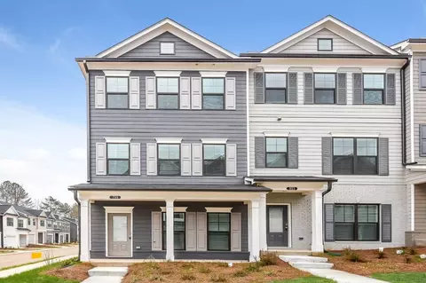 799 Calvin Park Dr, Ball Ground, GA 30107