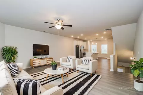 807 Calvin Park Dr, Ball Ground, GA 30107