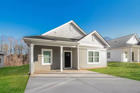509 E Maine Ave, Bessemer City, NC 28016