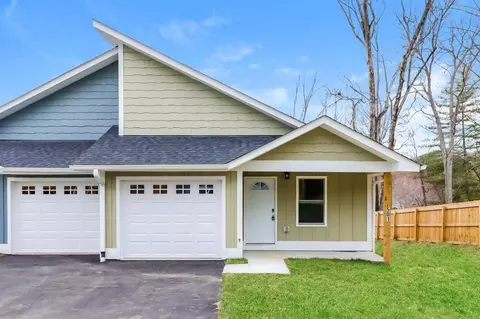 501 Sycamore Branch Rd, Asheville, NC 28803