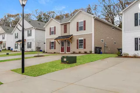 327 Noble Ln, Pendleton, SC 29670