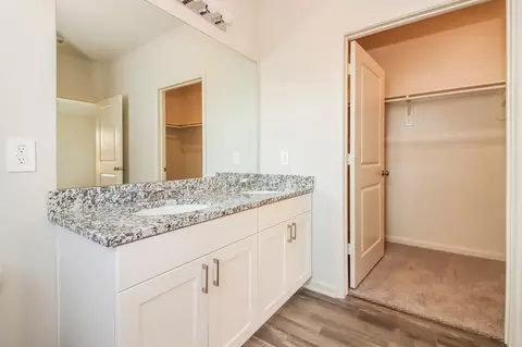 5516 Fox Bluff Dr, Bryan, TX 77807 photo 14