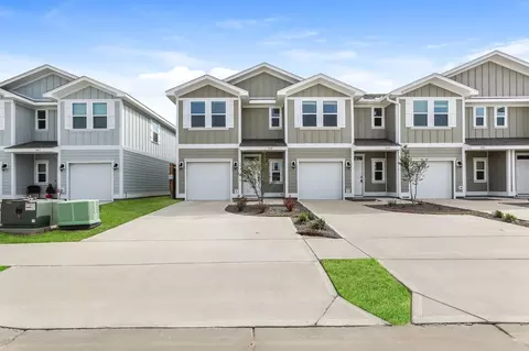 1655 Caleigh Ct, Lynn Haven, FL 32444