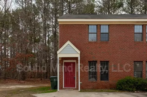 2809 Ferret Ct, Raleigh, NC 27610