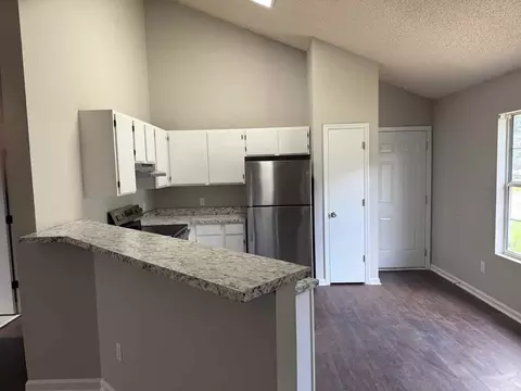 2400 Glenmore Ct SW #NA, Marietta, GA 30008