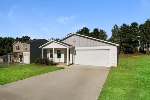 173 Queens Cir, Laurens, SC 29360