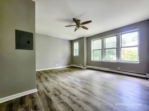 52 N Parkside Ave #2, Chicago, IL 60644