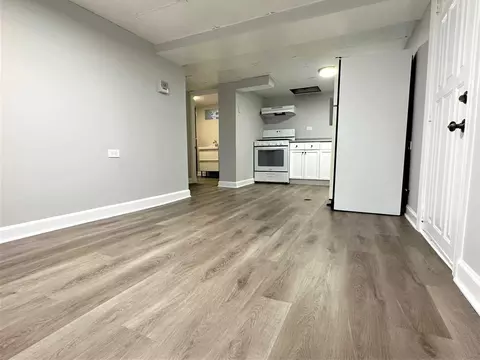 3517 21 W Grace St #3521BE, Chicago, IL 60618