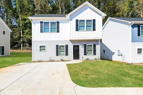 7105 Plott Rd, Charlotte, NC 28215