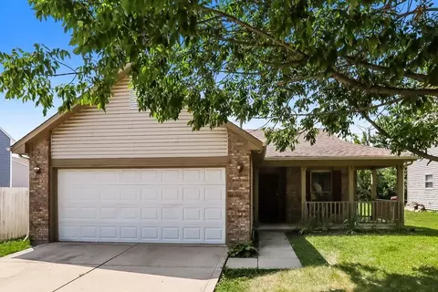 5384 Lakeside Manor Dr, Indianapolis, IN 46254