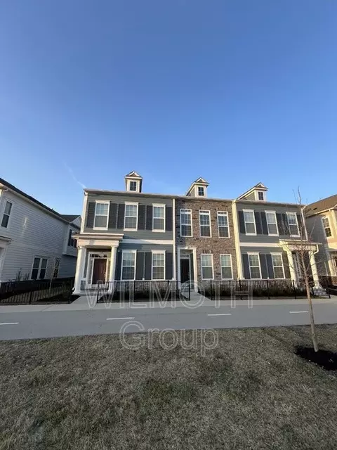 968 Kinzer Ave, Carmel, IN 46032