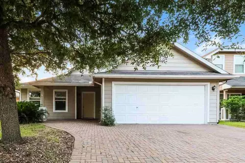 19722 Twin Rivers Dr, Tomball, TX 77375