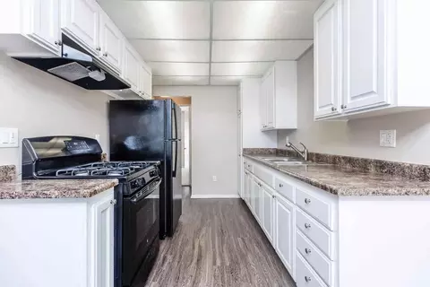 16162 Sher Ln, Huntington Beach, CA 92647