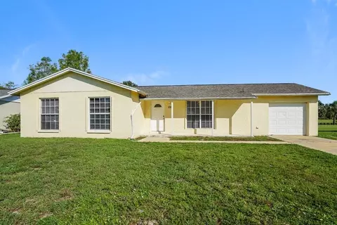 1085 Ridgeway Dr, North Fort Myers, FL 33903