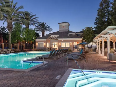 3200 Rubino Dr, San Jose, CA 95125 photo 17