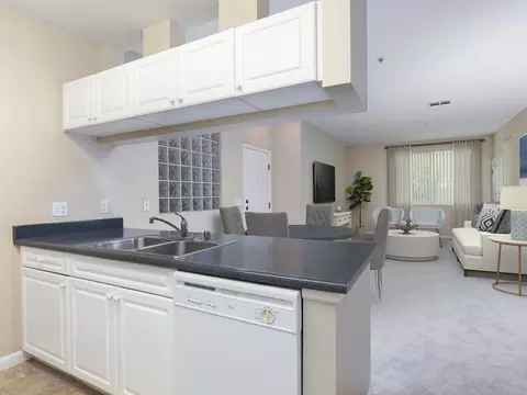 3200 Rubino Dr, San Jose, CA 95125 photo 4