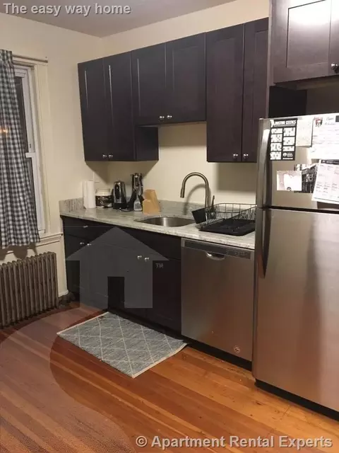 333 Alewife Brook Pkwy #2, Somerville, MA 02144