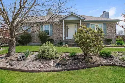 7017 Field View Ct, Louisville, KY 40291