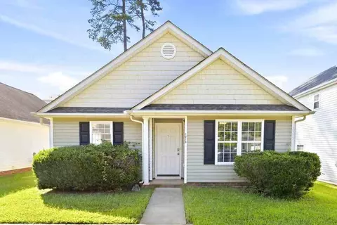1315 Braveheart Ln, Charlotte, NC 28216