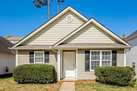 1315 Braveheart Ln, Charlotte, NC 28216