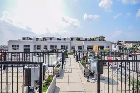 2424 17th St NW #106, Washington, DC 20009