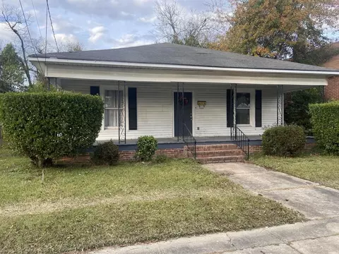 569 Colquitt St, Macon, GA 31206