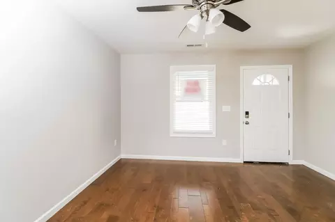 539 Sycamore Branch Rd, Asheville, NC 28803