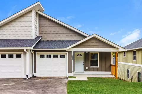 539 Sycamore Branch Rd, Asheville, NC 28803
