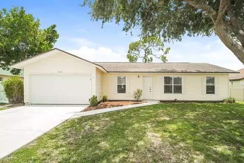 2122 SE 6th Ln, Cape Coral, FL 33990