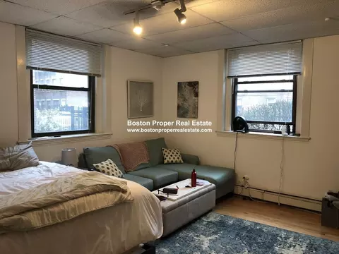 30 Peterborough St #B, Boston, MA 02215
