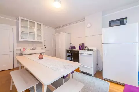 161 Endicott St #2R, Boston, MA 02113