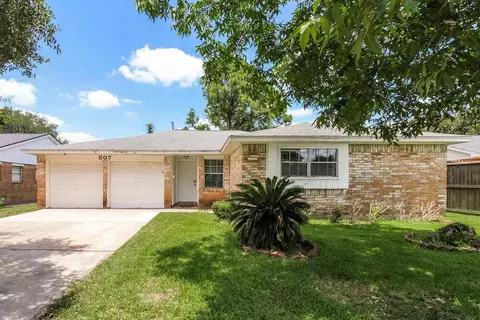 807 Sulphur St, Houston, TX 77034