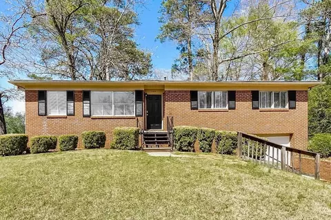 224 Tanglewood Cir, Birmingham, AL 35215