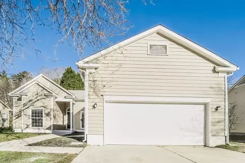 11213 Clayford Rdg, Charlotte, NC 28215