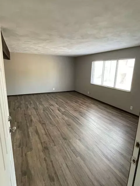 219 Freedom Dr, Belleville, IL 62226
