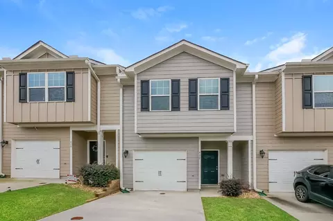 410 Highwood Ln, East Point, GA 30344