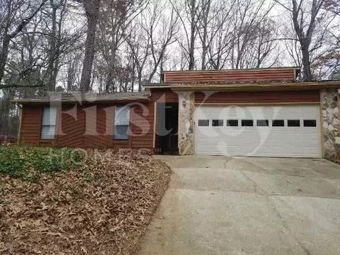 3396 Deshong Dr, Stone Mountain, GA 30087