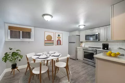 4833 NE 11th Ave, Portland, OR 97211