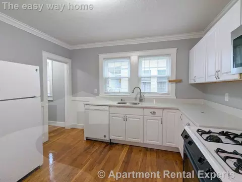 4 Edgar Ct #2, Somerville, MA 02145