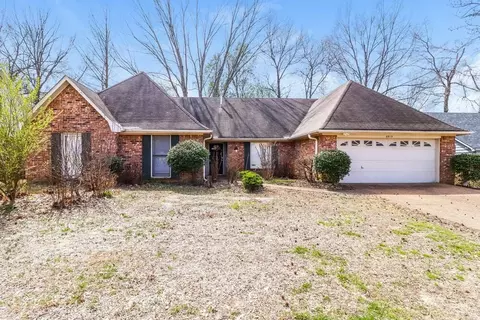 8815 Chimneyrock Blvd, Cordova, TN 38016