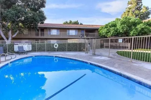 230 E Chapman Ave, Placentia, CA 92870