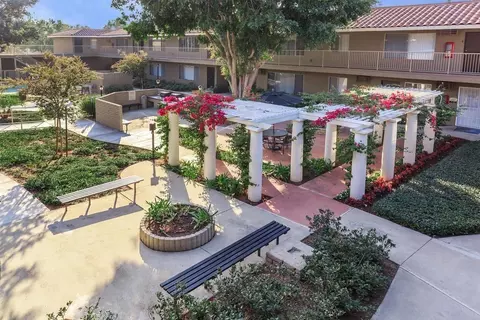 230 E Chapman Ave, Placentia, CA 92870