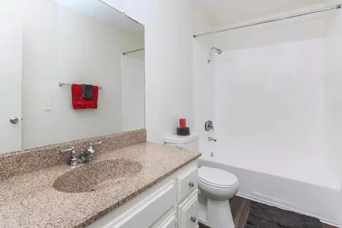 230 E Chapman Ave, Placentia, CA 92870