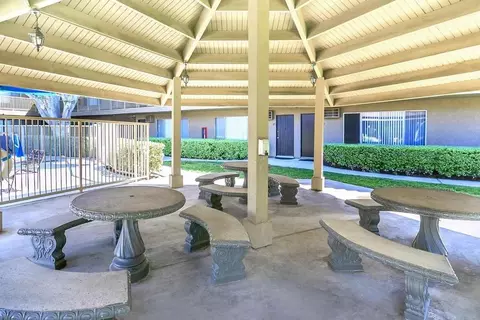 230 E Chapman Ave, Placentia, CA 92870