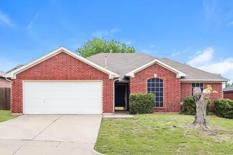 2806 Jennie Wells Dr, Mansfield, TX 76063