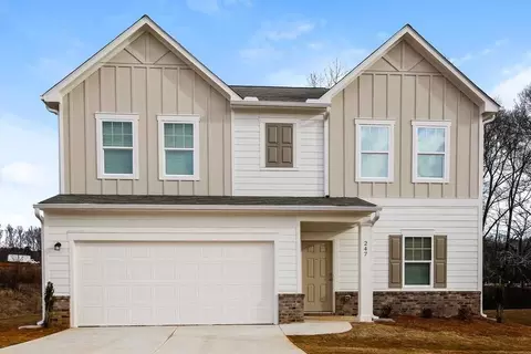 247 Pond Ct, Hoschton, GA 30548