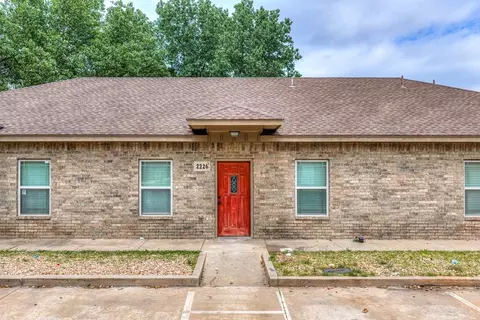 2226 W Utah Ave #NA, Chickasha, OK 73018