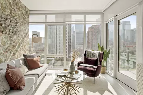 354 N Union Ave #2-2, Chicago, IL 60661
